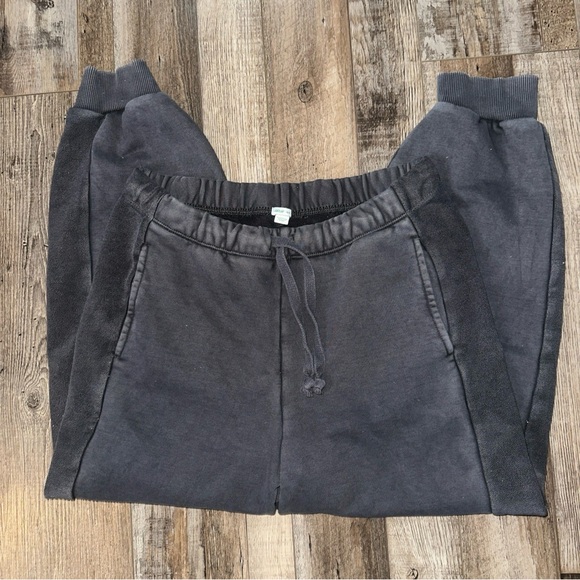 Aerie Women's Charcoal Jogger Sweatpants Size Medium Drawstring Pockets - Picture 4 of 4